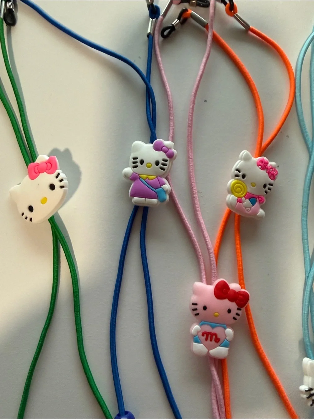 Hello Kitty glasses holder